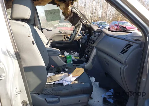 2007 Honda Pilot Lx z USA, uszkodzony, nr VIN 5FNYF28107B018861